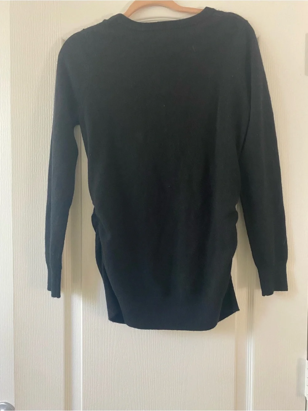 Quince Black V-Neck 100% Cashmere Women's Sweater Quiet Luxury Old Money